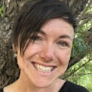 Meet your Posher, Dinae